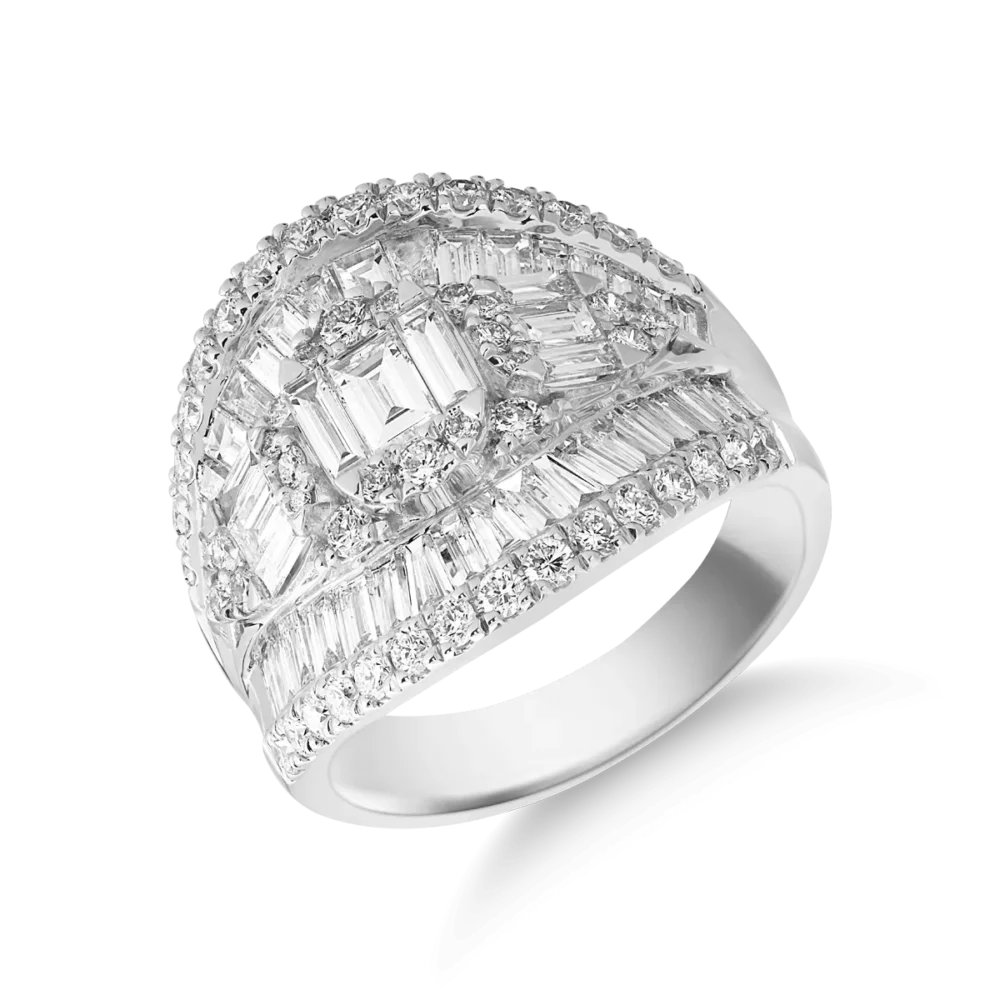 Inel din aur alb cu diamante baguette si rotunde de 2.6ct