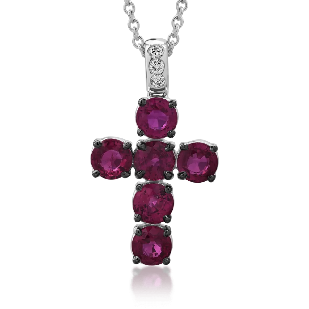 Lant cu pandantiv din aur alb cu rubine de 3.27ct si diamante de 0.06ct