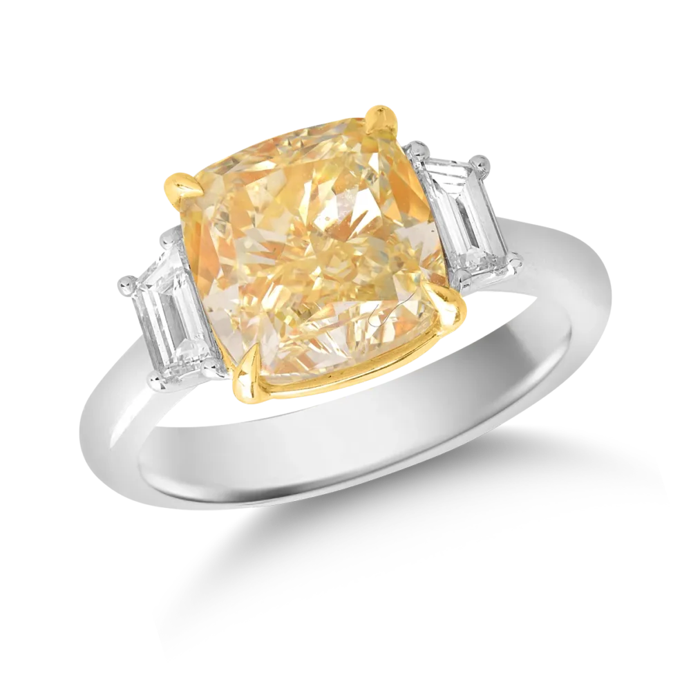 Inel de logodna din aur alb-galben cu diamant fancy galben cushion de 5.03ct si diamante de 0.43ct