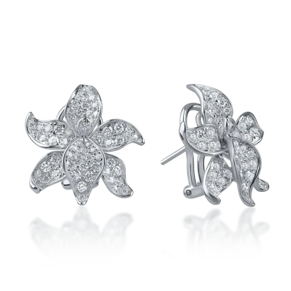 Cercei floare din aur alb cu diamante de 1.7ct