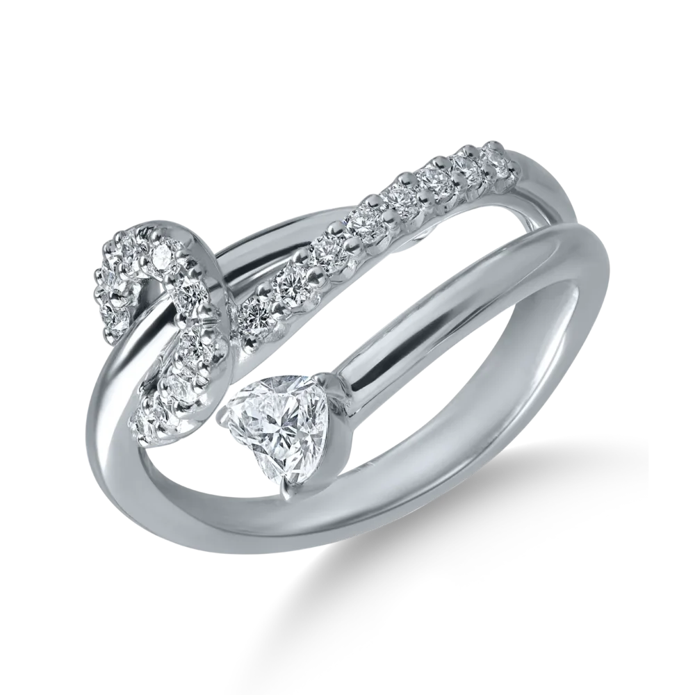 Inel din aur alb cu diamante heart si rotunde de 0.61ct