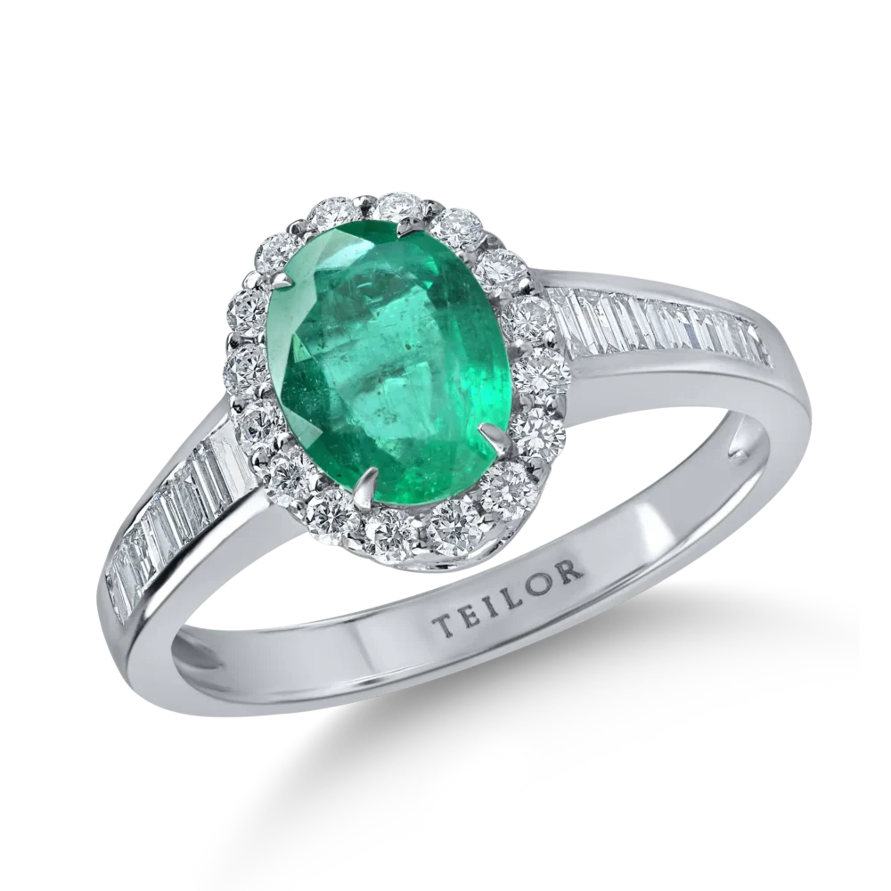 Inel din aur alb cu smarald oval de 0.9ct si diamante de 0.4ct