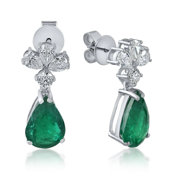 Cercei din aur alb cu smaralde pear de 3.8ct si diamante round si pear de 1ct