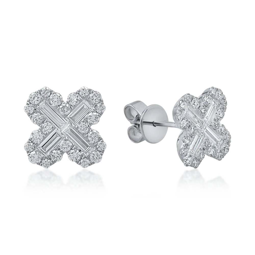 Cercei floare din aur alb cu diamante baguette si rotunde de 1.1ct