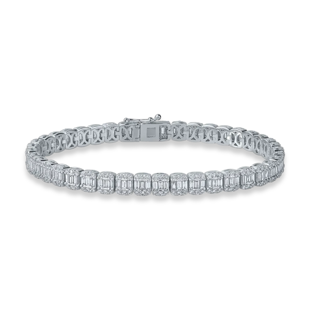 Bratara tennis din aur alb cu diamante cushion si baguette de 4.5ct
