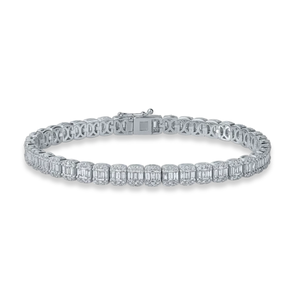 Bratara tennis din aur alb cu diamante cushion si baguette de 4.5ct
