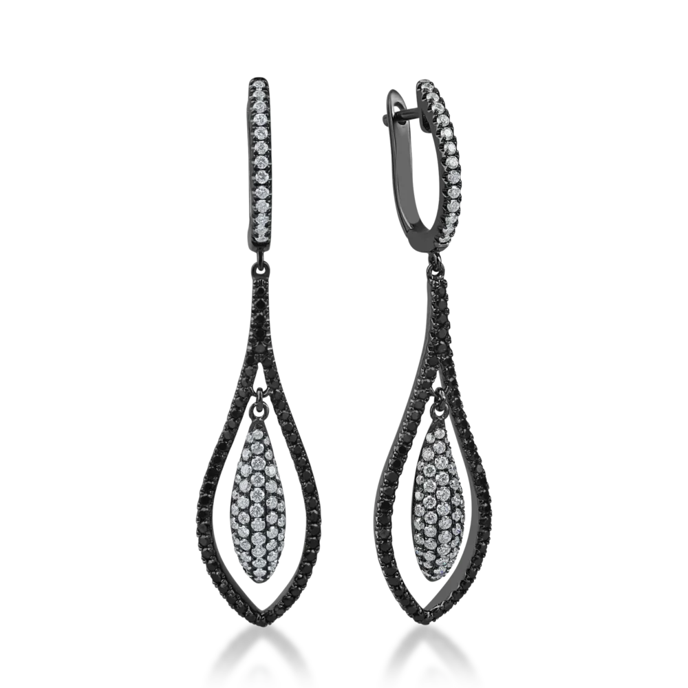Cercei lungi din aur alb negru cu diamante negre de 0.5ct si diamante incolore de 0.5ct