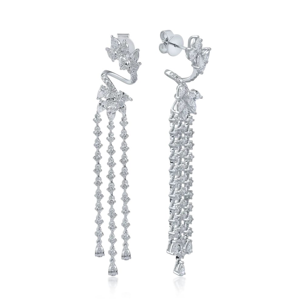 Cercei lungi din aur alb cu diamante pear si round de 4.6ct