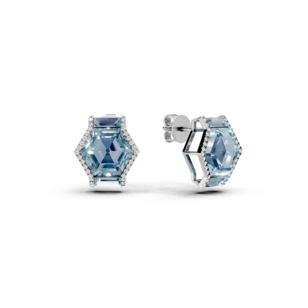 Cercei stud din aur alb cu topaze hexagonale si baguette de 14.3ct si diamante de 0.2ct