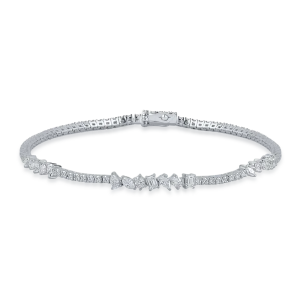 Bratara din aur alb cu diamante de 1.84ct