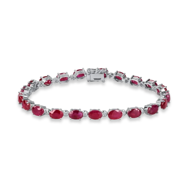 Bratara din aur alb cu rubine ovale de 11.2ct si diamante de 0.3ct