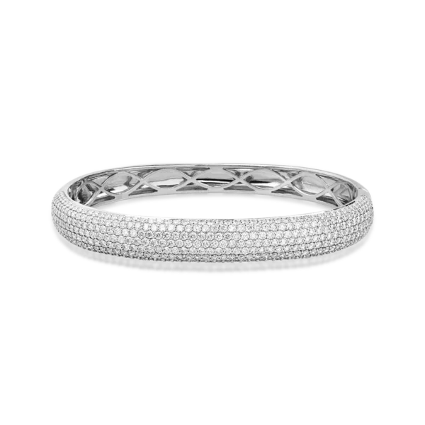 Bratara din aur alb cu diamante de 4.77ct