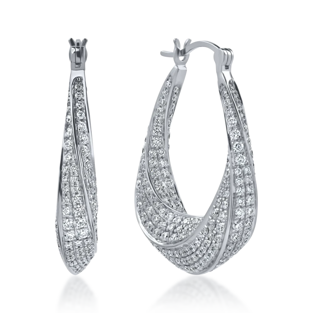 Cercei candelabru din aur alb cu diamante de 3.1ct