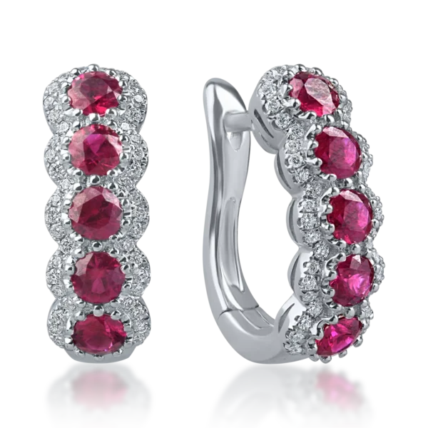 Cercei cu tortite din aur alb cu rubine si diamante de 1.5ct