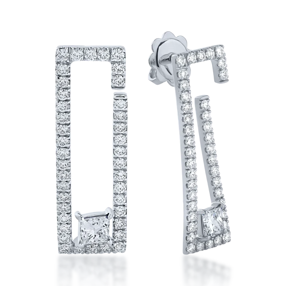 Cercei din aur alb cu diamante princess si rotunde de 1.3ct