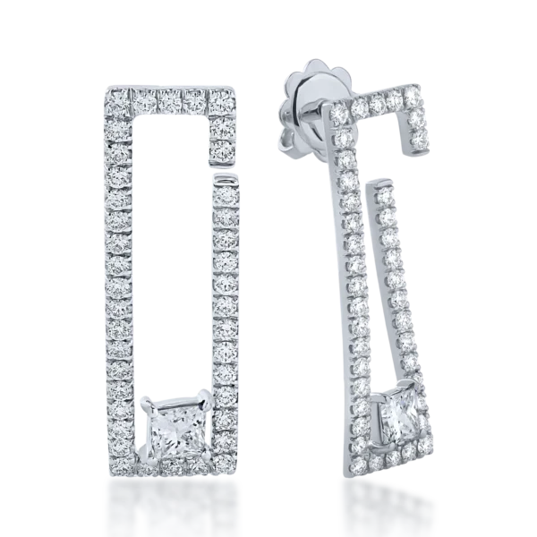 Cercei din aur alb cu diamante princess si rotunde de 1.3ct