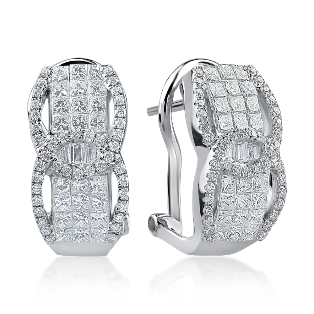 Cercei din aur alb cu diamante baguette, princess si rotunde de 1.41ct