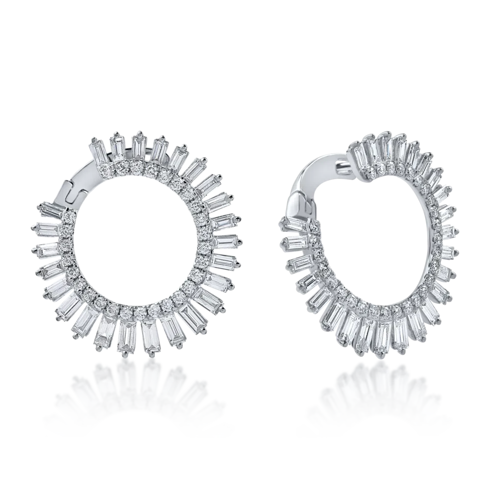 Cercei din aur alb cu diamante baguette si round de 3.3ct