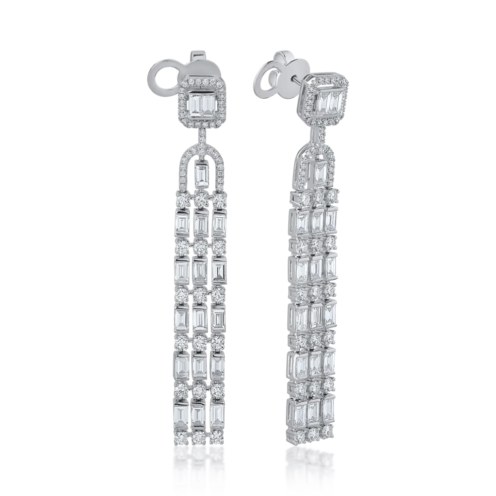 Cercei din aur alb cu diamante baguette si round de 5.53ct