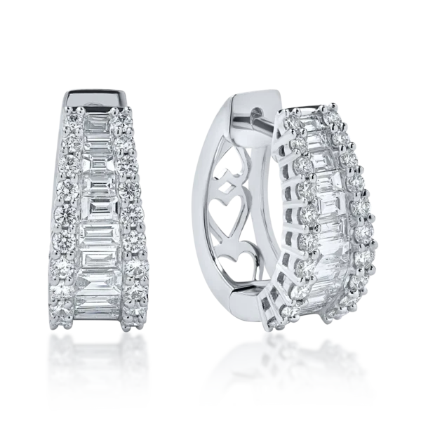 Cercei din aur alb cu diamante baguette si rotunde microsetting de 1.7ct