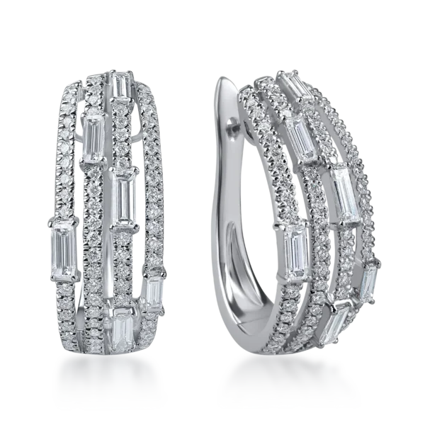 Cercei din aur alb cu diamante baguette si round microsetting de 2.1ct