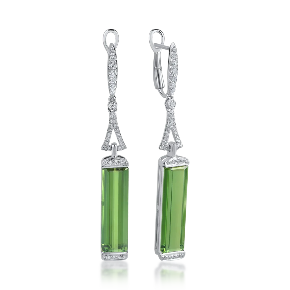 Cercei din aur alb cu turmaline verzi rectangulare de 11.21ct si diamante de 0.4ct