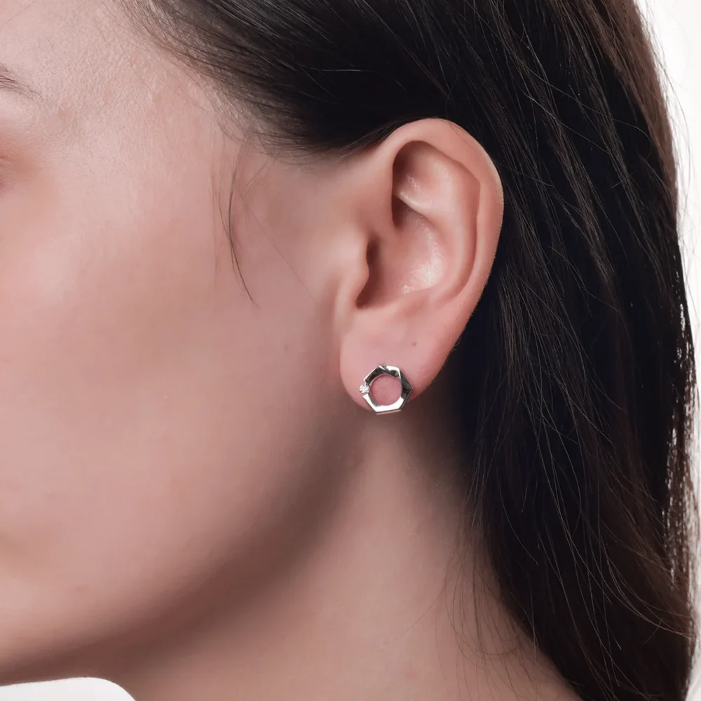 Cercei din aur alb cu diamant de 0.069ct - imagine 4