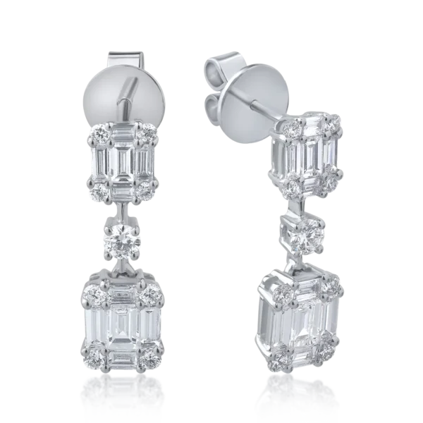 Cercei din aur alb cu diamante baguette si round de 1.79ct