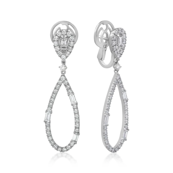 Cercei din aur alb cu diamante de 2.64ct