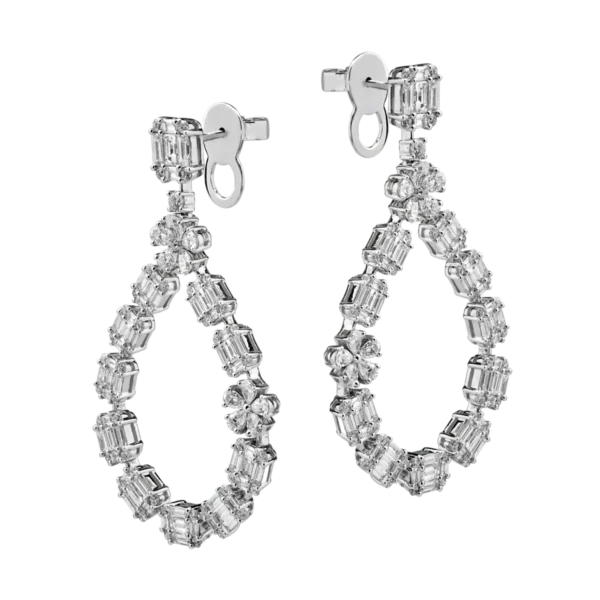 Cercei din aur alb cu diamante baguette si round de 5.87ct