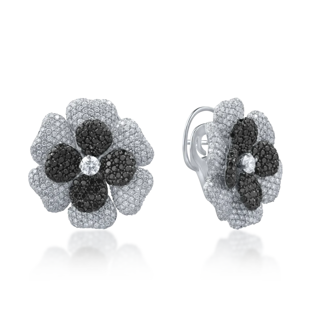 Cercei din aur alb cu diamante transparente de 3.76ct si diamante negre de 1.72ct