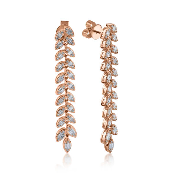 Cercei din aur roz cu diamante baguette si rotunde de 0.909ct