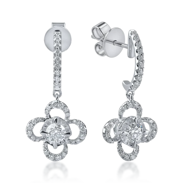 Cercei floare din aur alb cu diamante de 0.6ct