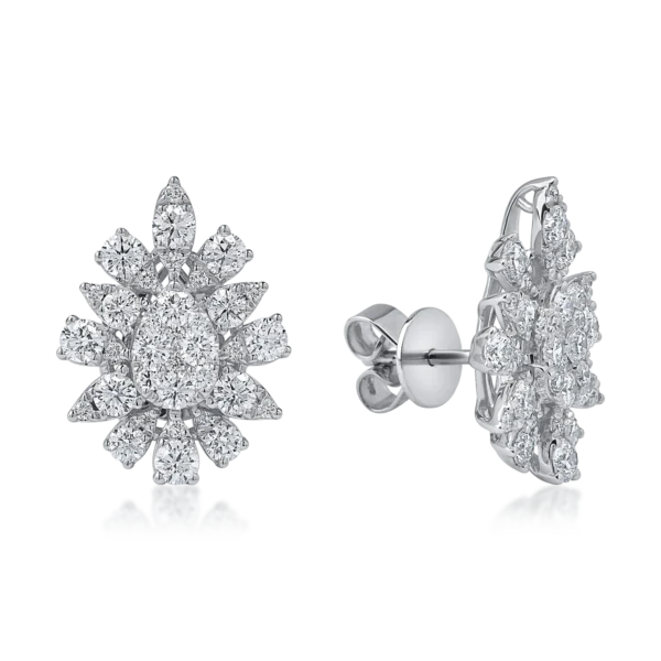 Cercei floare din aur alb cu diamante de 2.5ct