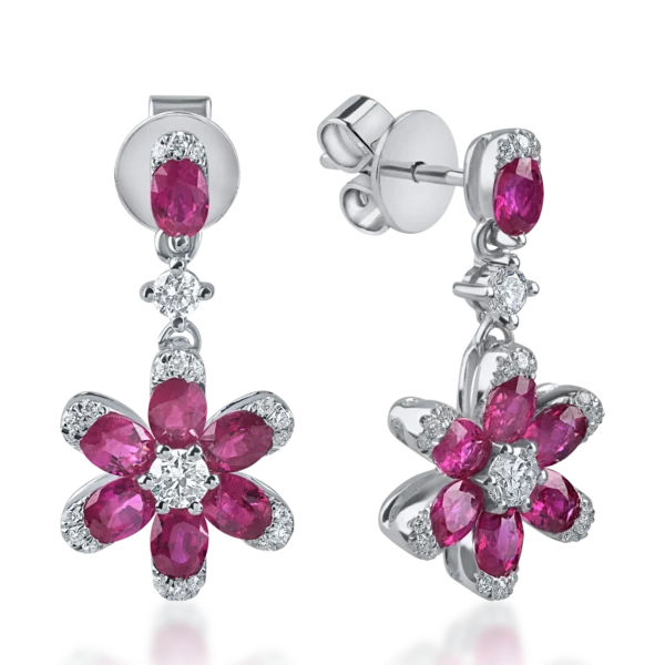 Cercei floare din aur alb cu rubine ovale si diamante de 2.1ct