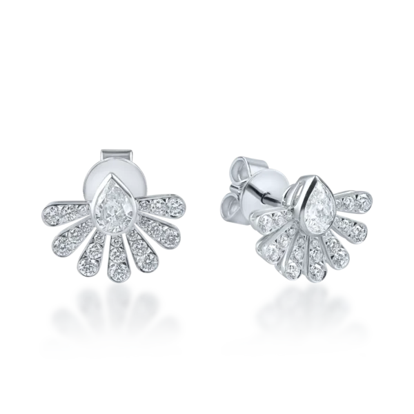 Cercei geometrici din aur alb cu diamante pear si rotunde de 1.26ct