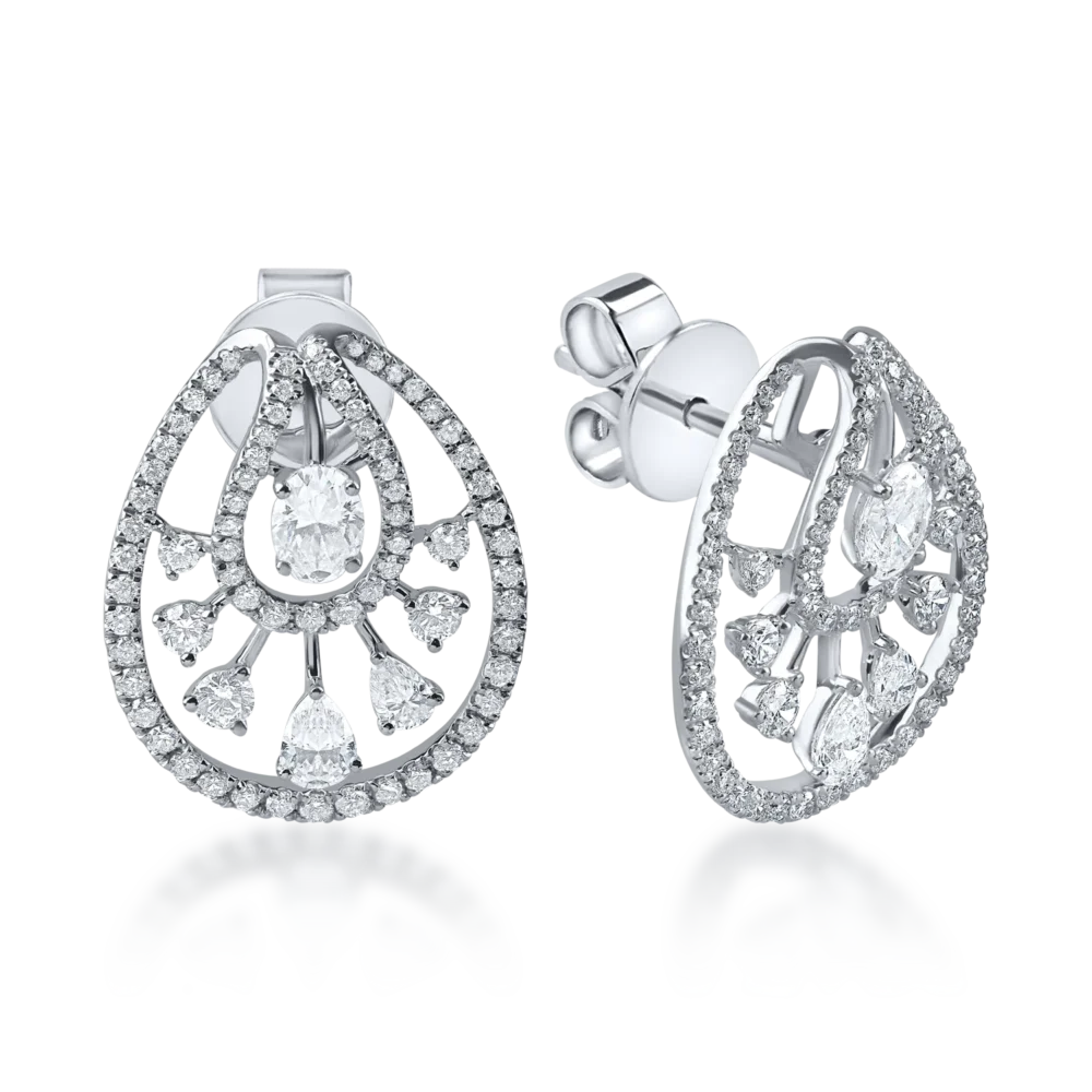 Cercei geometrici din aur alb cu diamante princess, ovale si rotunde de 1.36ct