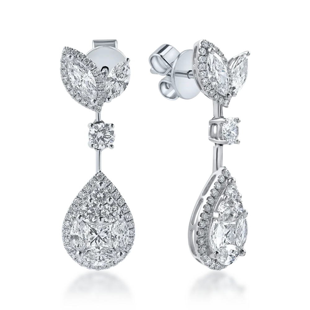 Cercei lacrima din aur alb cu diamante de 3.4ct