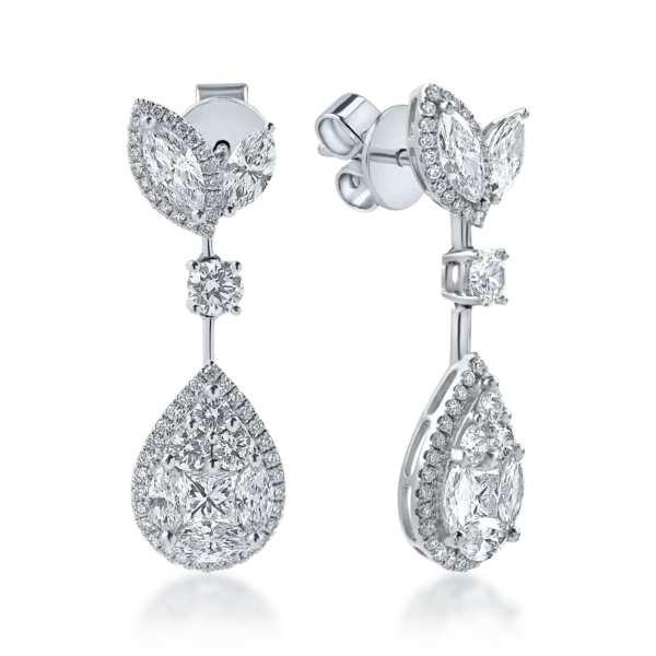 Cercei lacrima din aur alb cu diamante de 3.4ct