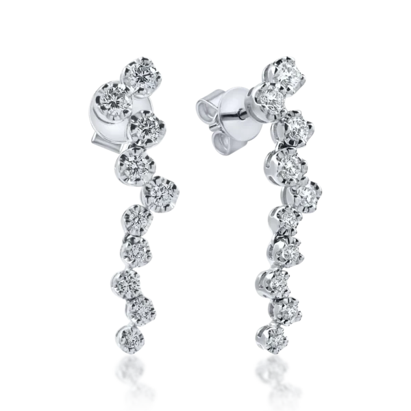 Cercei lungi din aur alb cu diamante de 1.09ct