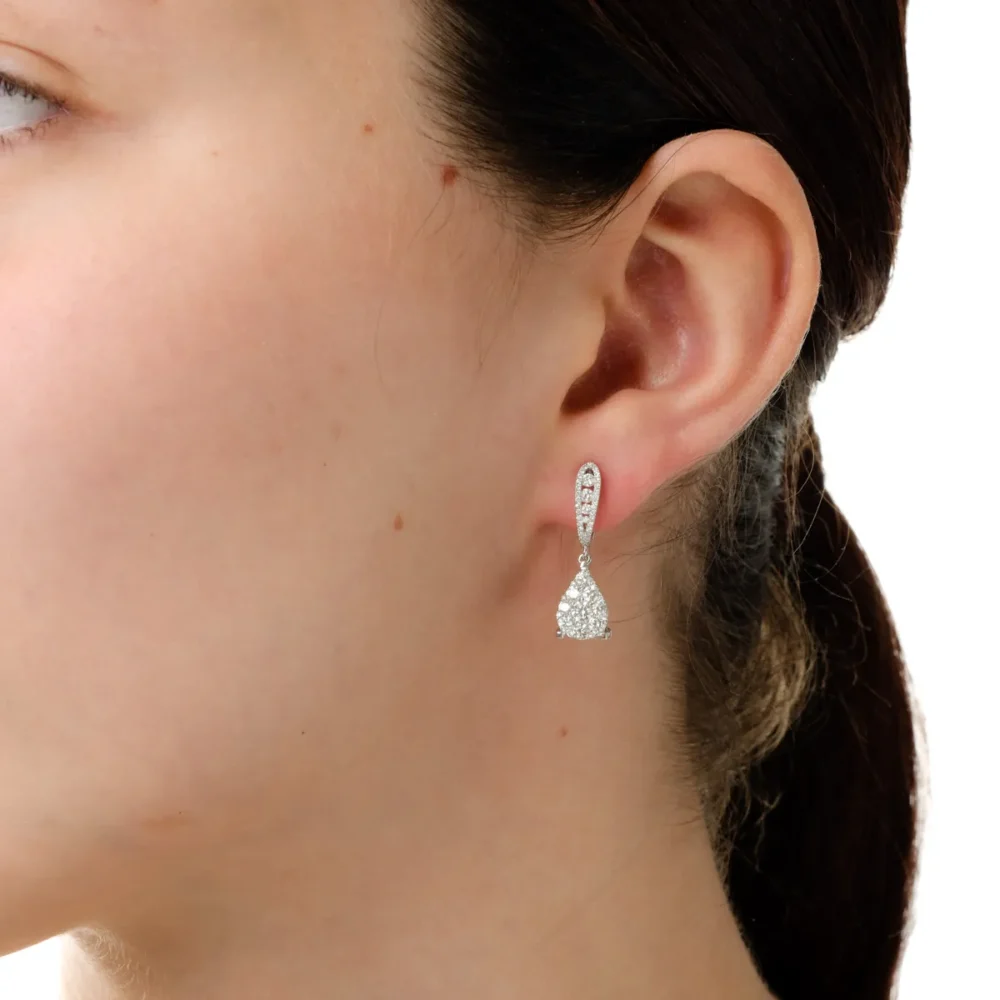 Cercei lungi din aur alb cu diamante de 1.18ct - imagine 3