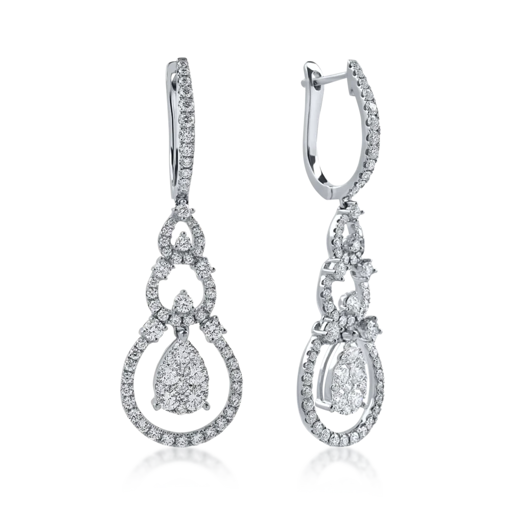 Cercei lungi din aur alb cu diamante de 1.8ct