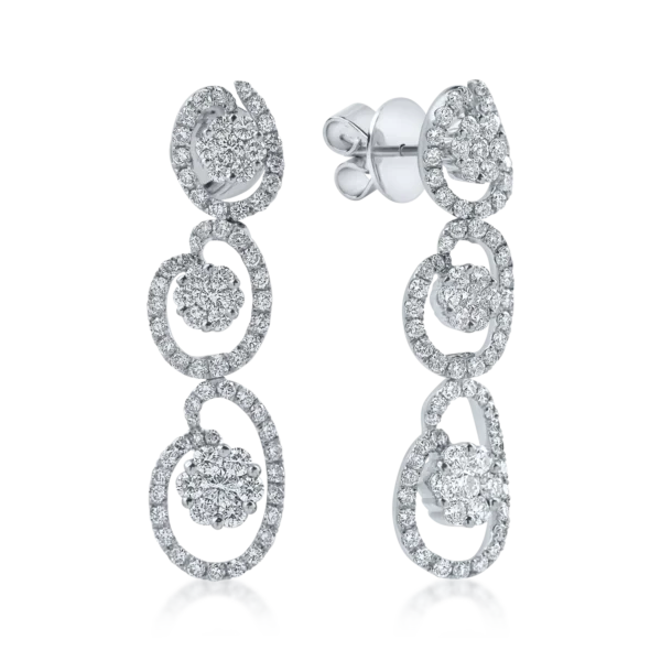 Cercei lungi din aur alb cu diamante de 2.1ct