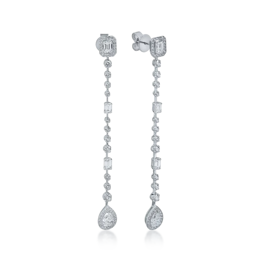 Cercei lungi din aur alb cu diamante de 3.5ct