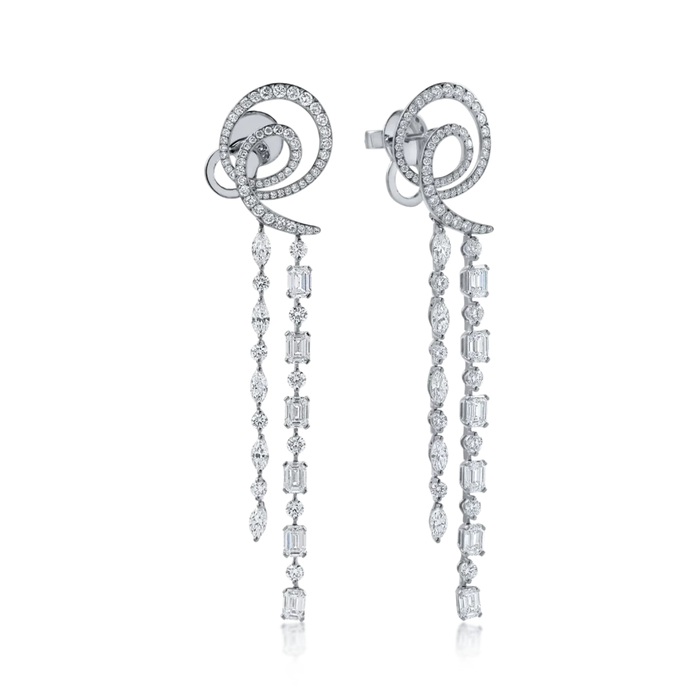 Cercei lungi din aur alb cu diamante de 5.5ct