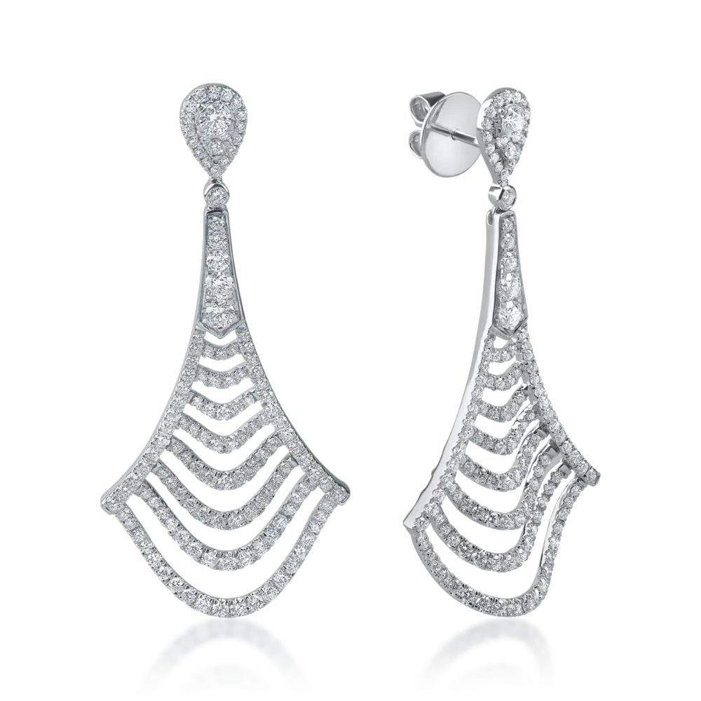 Cercei lungi din aur alb cu diamante microsetting de 2.5ct