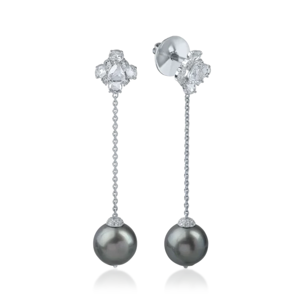 Cercei lungi din aur alb cu perle de cultura de 19.2ct si diamante de 1.8ct