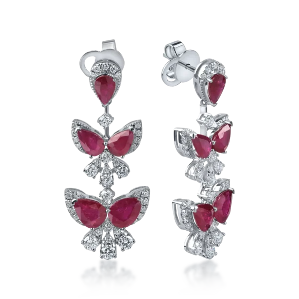 Cercei lungi din aur alb cu rubine pear de 6.1ct si diamante round de 1.5ct