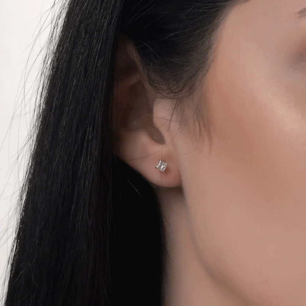 Cercei minimalisti din aur roz cu diamante princess de 0.36ct - imagine 3