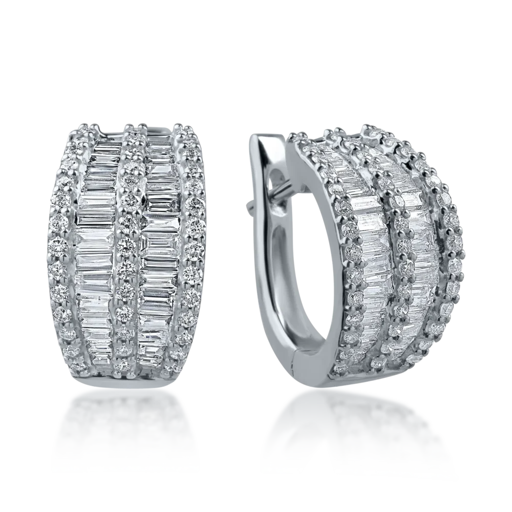 Cercei on-ear din aur alb cu diamante baguette si rotunde de 1.04ct